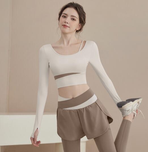 スポーツウェア 速乾ヨガ服セット フィットネス用長袖トップス ショートパンツ