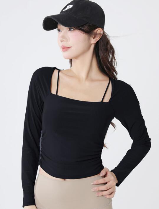 スポーツウェア ヨガウェア 速乾機能付き長袖トップス