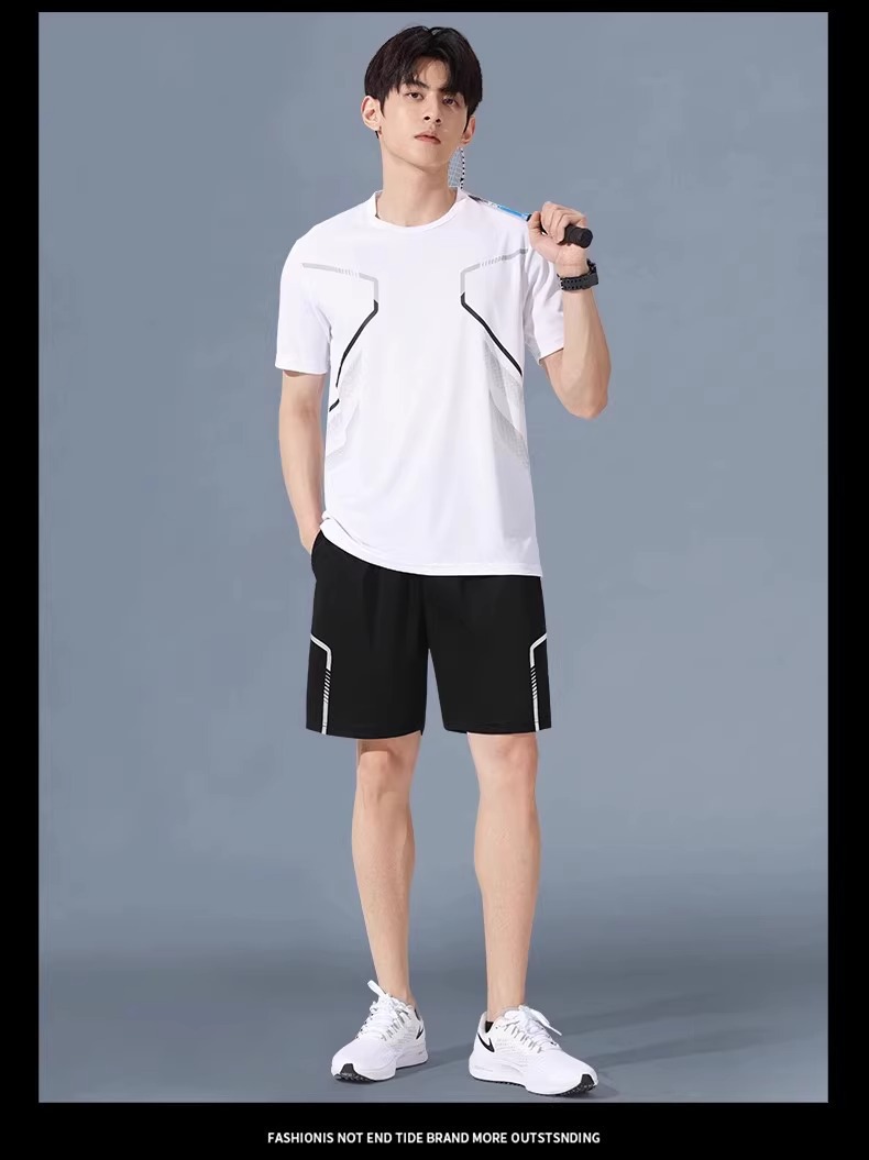 スポーツウェア ラインデザイン機能性ショートパンツ