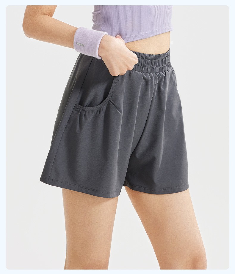 スポーツウェア 軽やかフレアショートパンツ