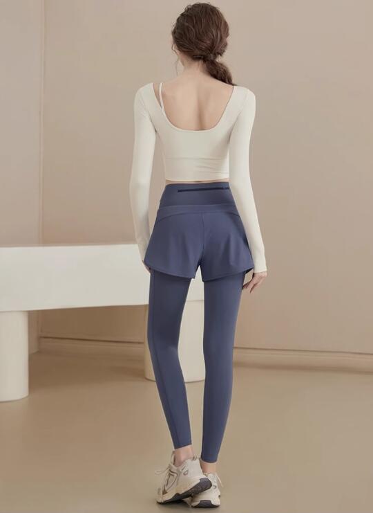 スポーツウェア 速乾ヨガ服セット フィットネス用長袖トップス ショートパンツ