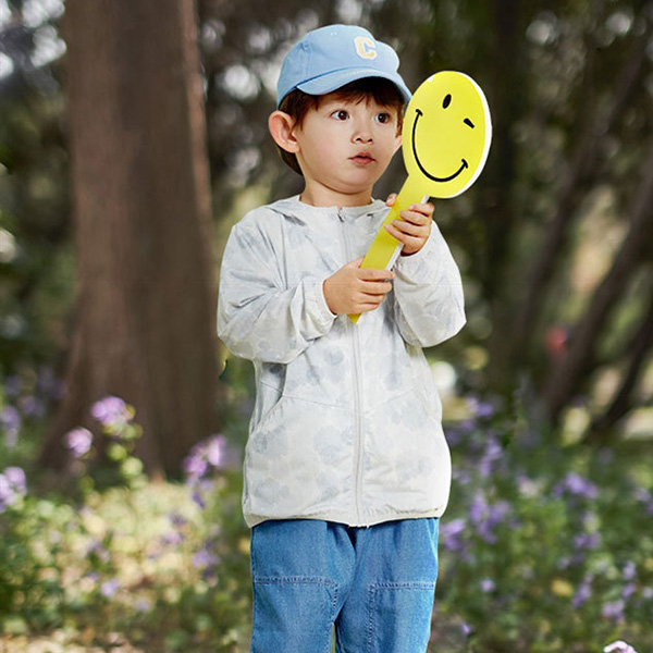 スポーツウェア キッズ軽量吸汗速乾パーカー紫外線対策フード付き男女兼用