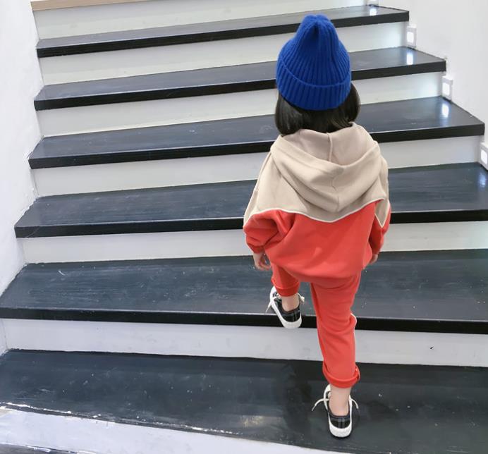 女の子用配色スポーツウェア上下二点組