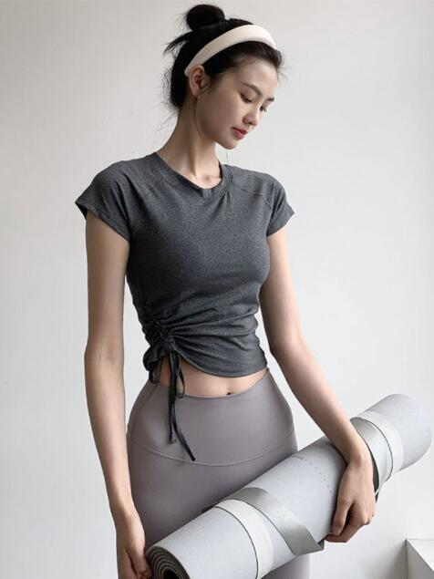 スポーツウェア レディース半袖ヨガ服速乾サイド絞りトップス