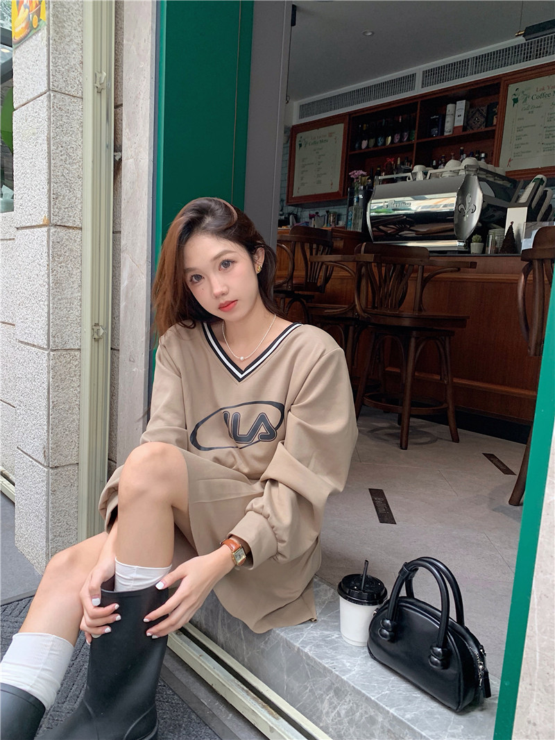 スポーツウェア 秋冬新作 長袖パーカー プリーツスカート セット