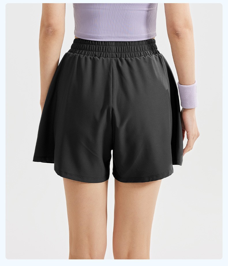 スポーツウェア 軽やかフレアショートパンツ