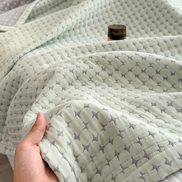  星模様のやさしい肌触りガーゼケット