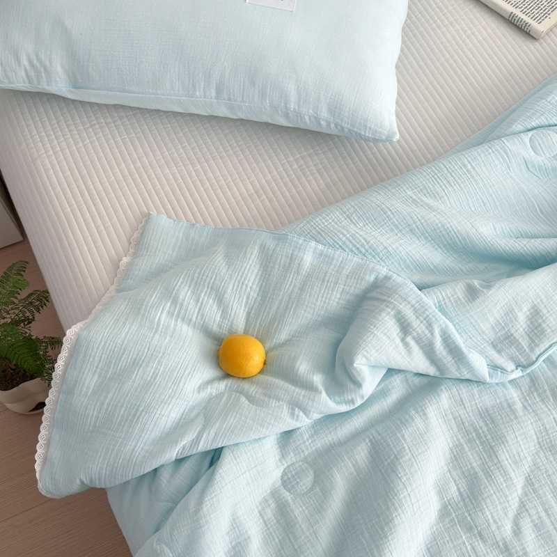 オシャレなガーゼケットで寝室を心地よくする！お部屋の印象がぐっと変わる10選