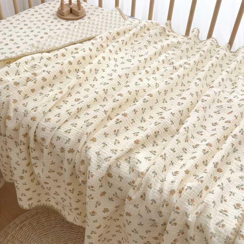 部屋を華やかに彩る!癒しの花柄ガーゼケット5選