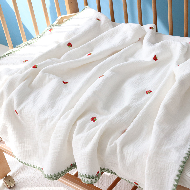 やわらか王冠刺繍ガーゼケット
