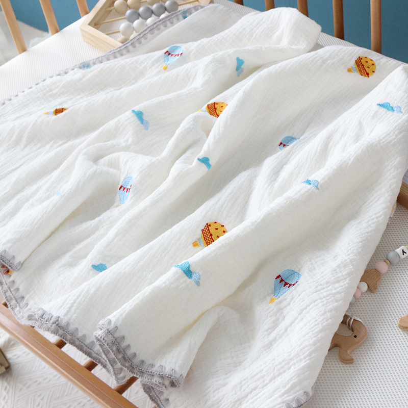 優しさつつむ刺繍ガーゼケット
