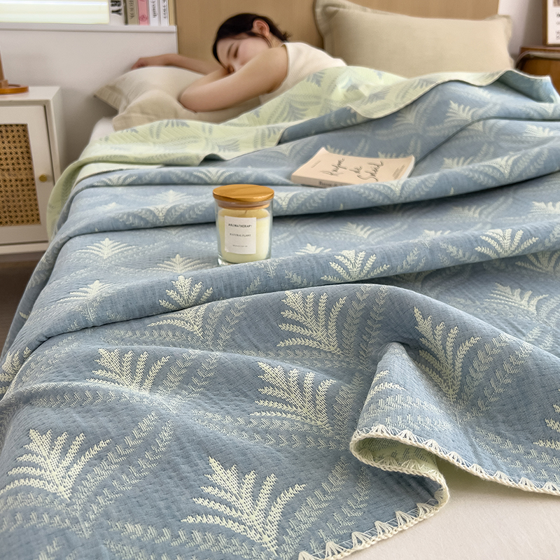  葉模様の優しさ 綿ガーゼケット