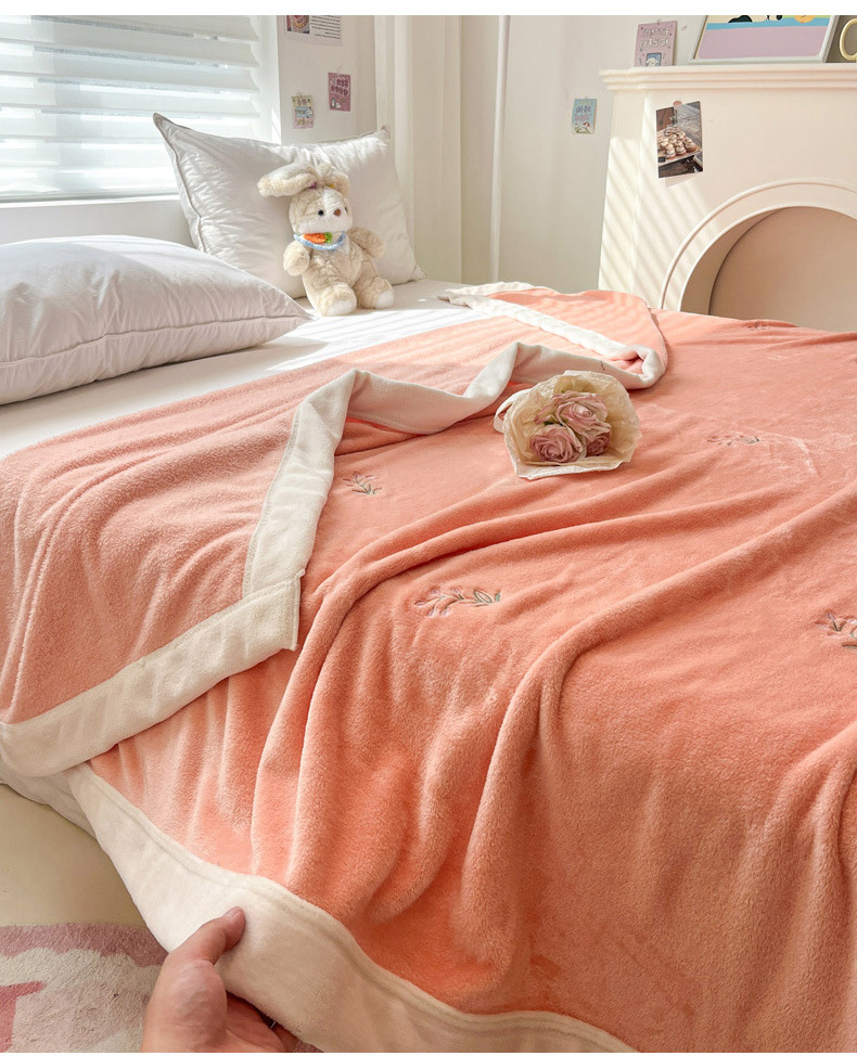 ガーゼケット 天然綿素材小枝刺繍入り多重織りガーゼケット