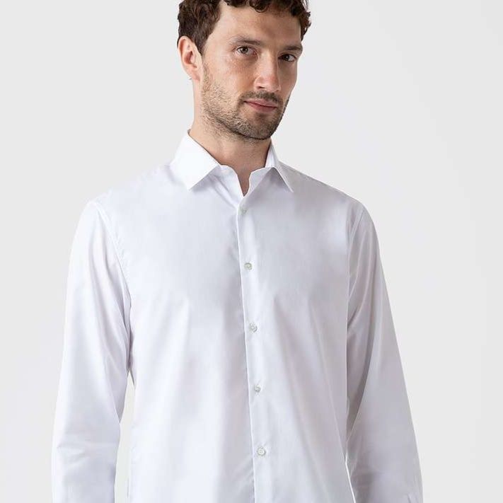 https://fulmo-img-server.com/gentlemanscloset/1755163028812_vwihjbjj_1u3fop69.jpeg