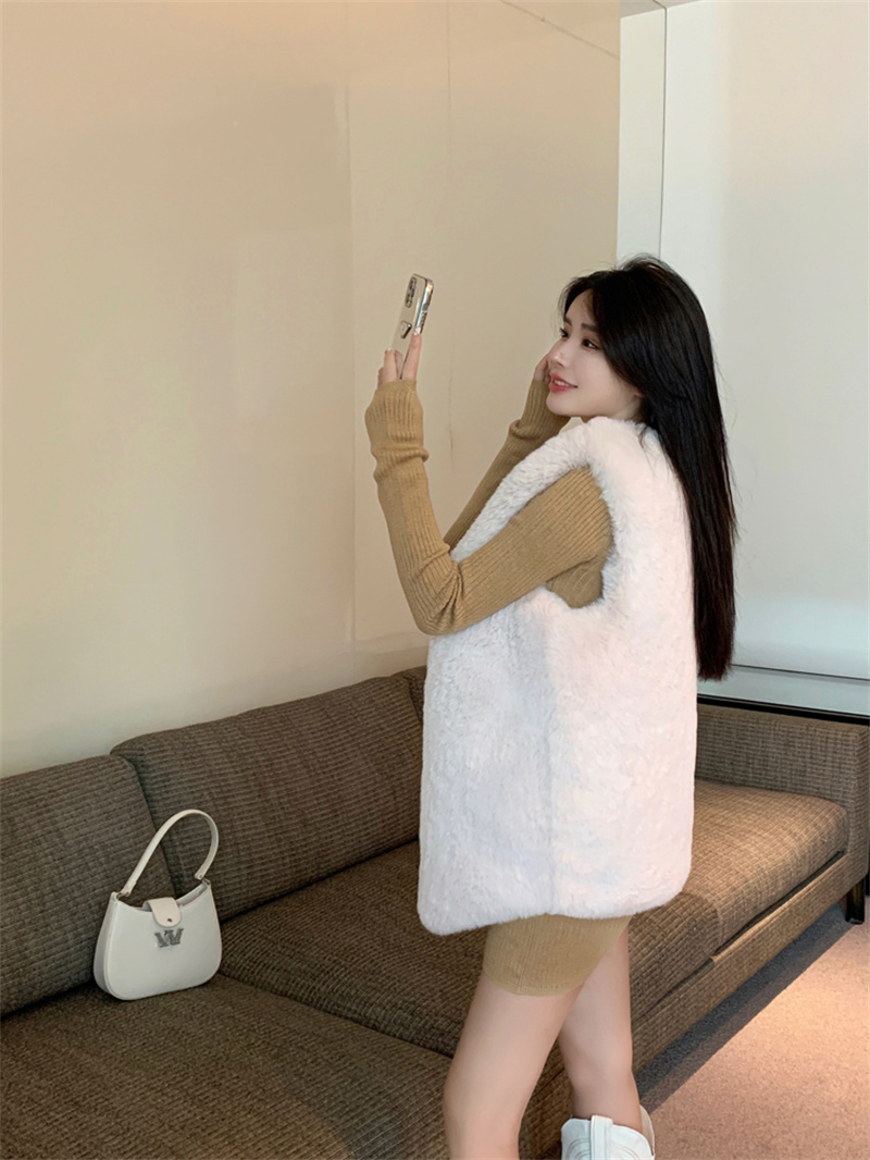 https://fulmo-img-server.com/gilepi/1c314cfb-fb7f-420d-811c-960e3cc64874.jpg