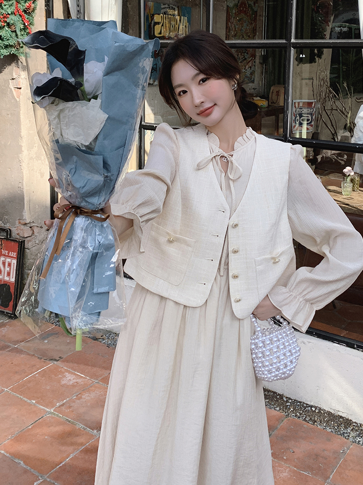 ジレ リボン付き優美リネンワンピース