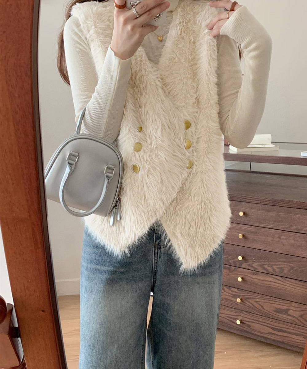 ふわふわもこもこファージレ ダブルボタン重ね着ベストテーラード