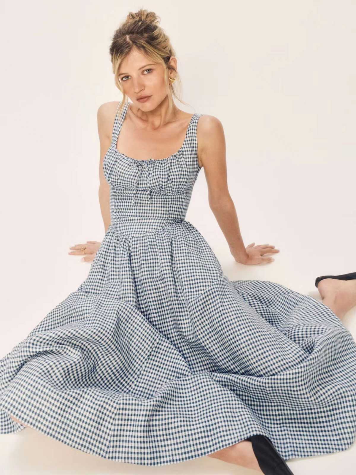 涼やかな着心地とレトロな魅力！リネン風ギンガムチェックワンピース5選