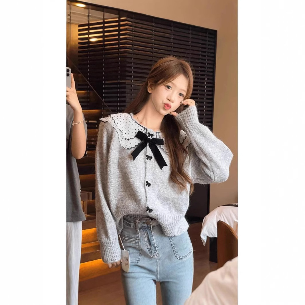 大人かわいい服 スカラップ襟リボンニットセーター