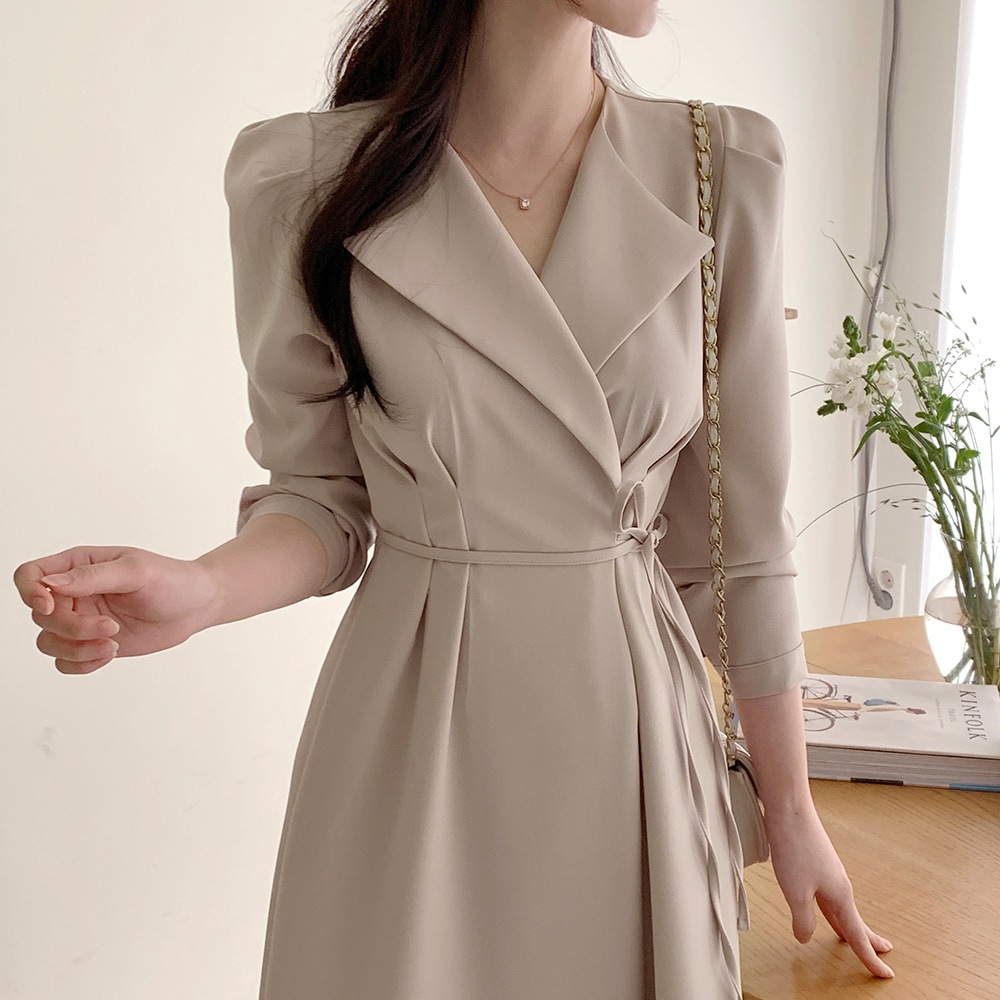 大人かわいい服 テーラード襟ウエストリボンワンピース