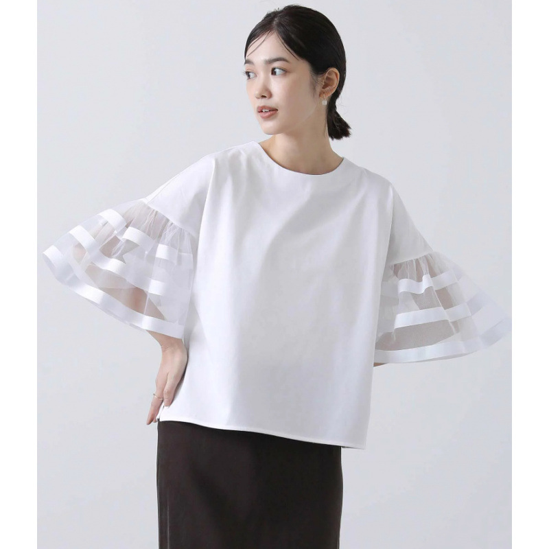 大人かわいい服 シアーチュール切替フレアスリーブブラウス