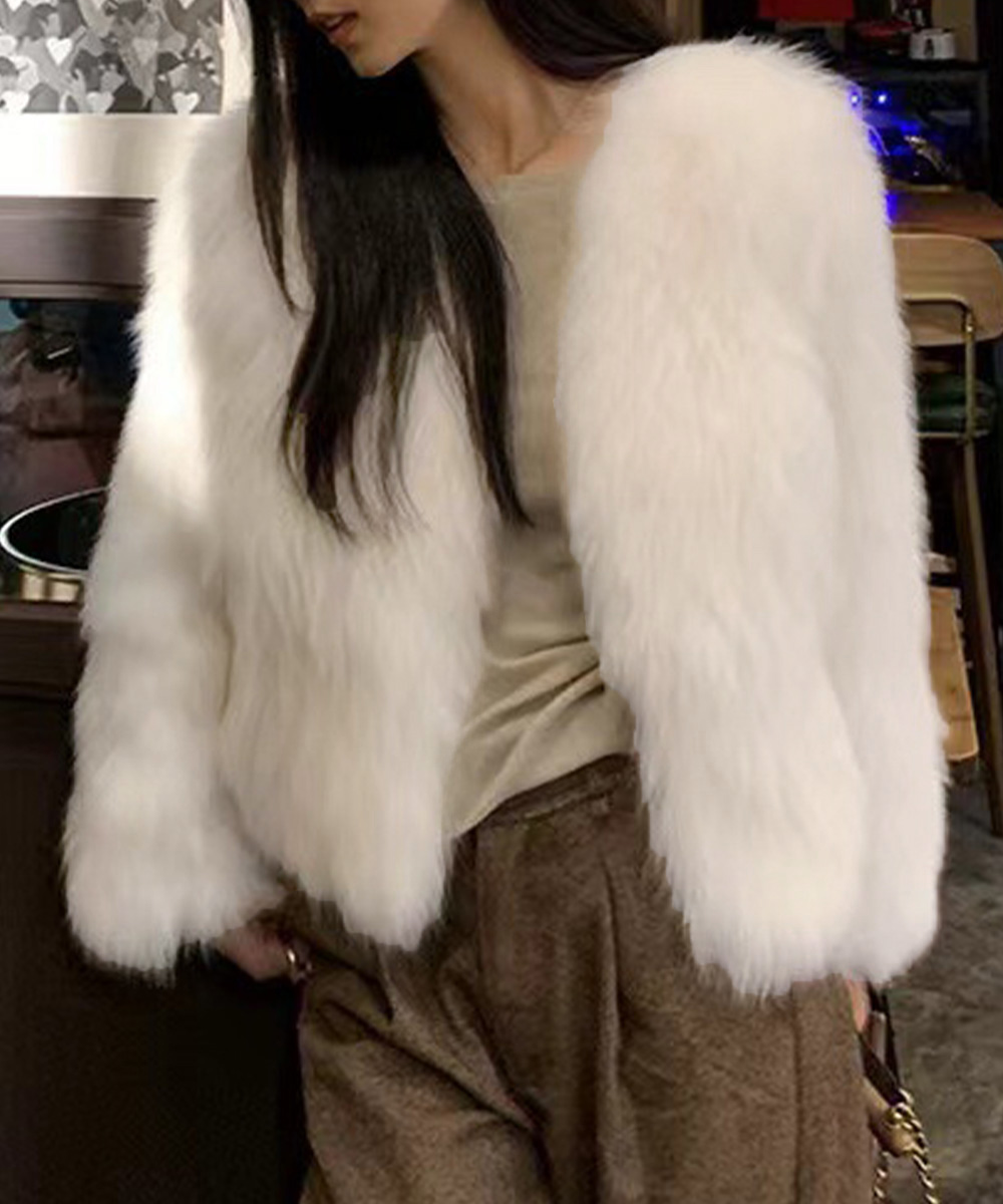 大人かわいい服 韓国風ノーカラーもこもこファージャケット