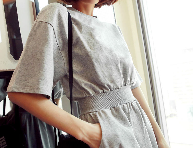大人かわいい服 シンプル優美ギャザーワンピース