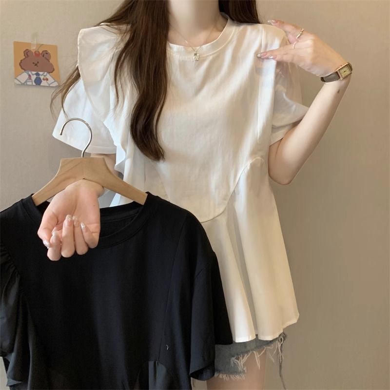 大人かわいい服 フリルウェーブペプラムトップス