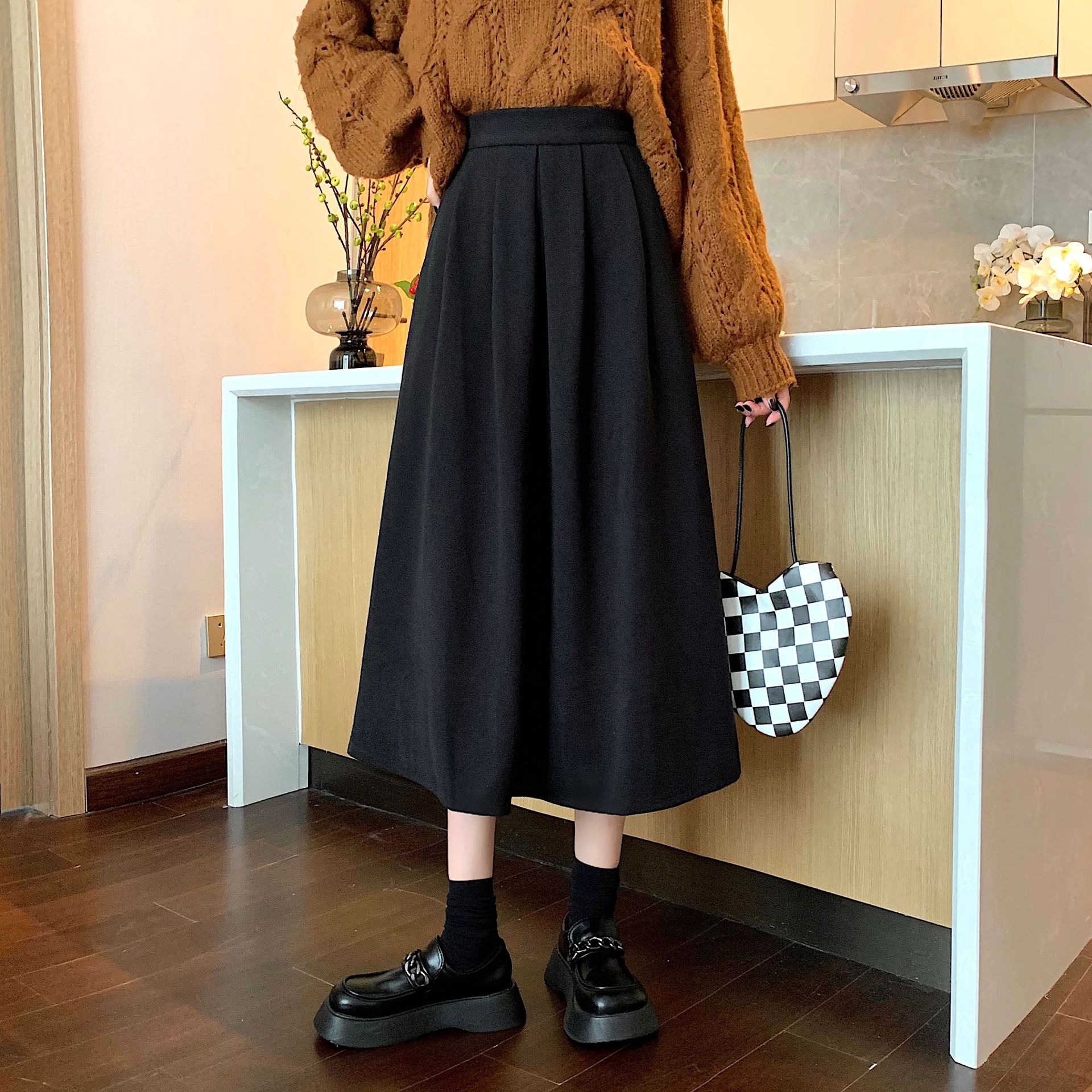 大人かわいい服 ハイウエストタックフレアミディスカート