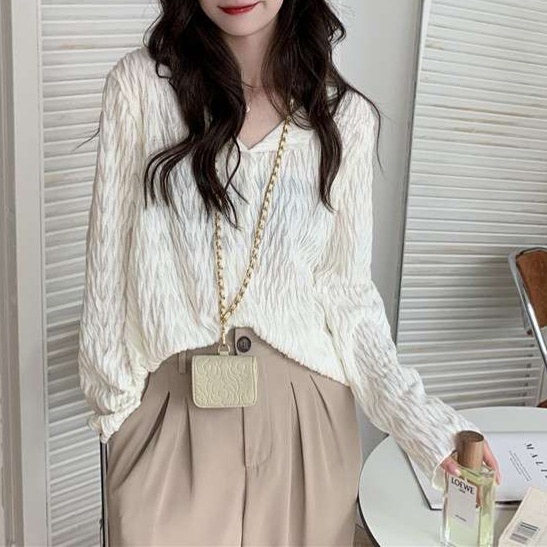 https://fulmo-img-server.com/girlishia/1730636468942_wjbd8rnf_cropped.jpg