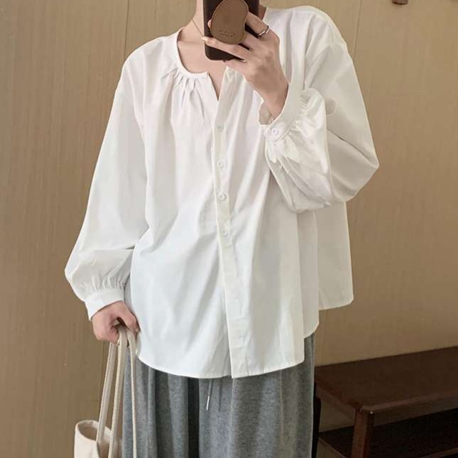 大人かわいい服 ゆるふわギャザーブラウス