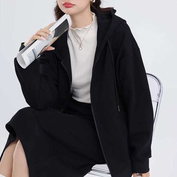 https://fulmo-img-server.com/girlishia/1731596767368_hvuc707s_cropped.jpg