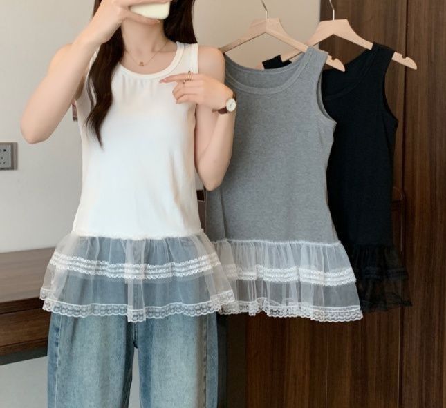 大人かわいい服 レース裾フリルタンクトップ