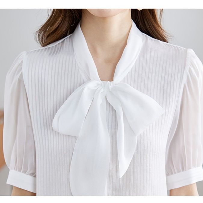 大人かわいい服 リボン付き五分袖プリーツブラウス