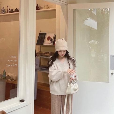 大人かわいい服 ゆったりリブ編みニットプルオーバー