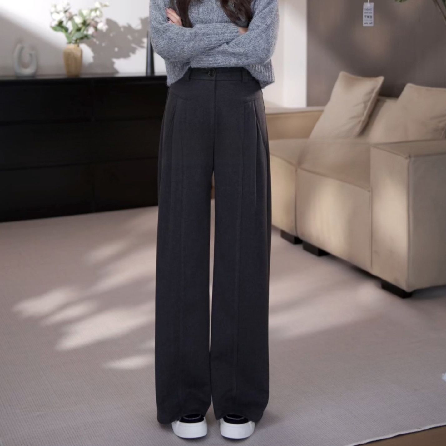 大人かわいい服 タックデザインゆったりワイドパンツ