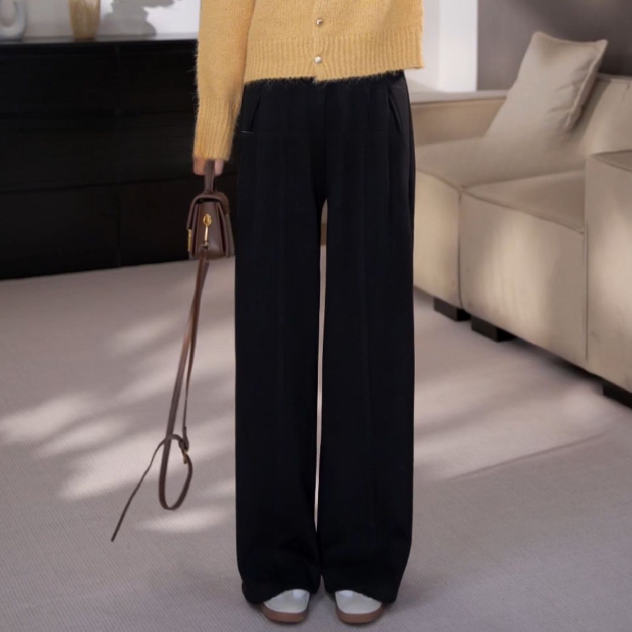 大人かわいい服 タックデザインゆったりワイドパンツ