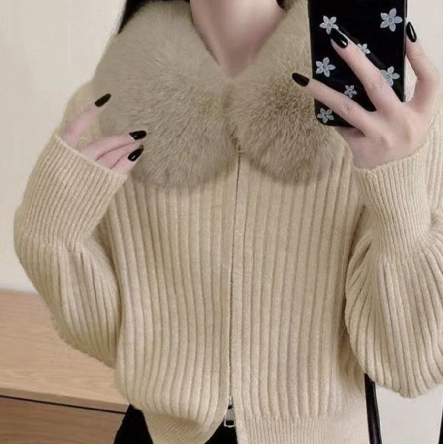 大人かわいい服 ふわふわファー襟リブニットカーディガン トップス