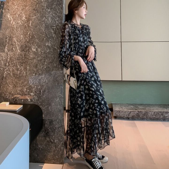 大人かわいい服 小花柄シフォンティアード長袖ロング丈ワンピース