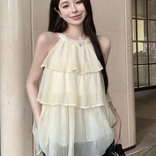 大人かわいい服 ティアードフリルホルターネックトップス