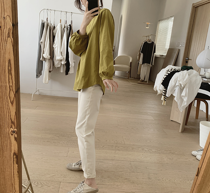 大人かわいい服 ふんわり袖のやわらかプルオーバー