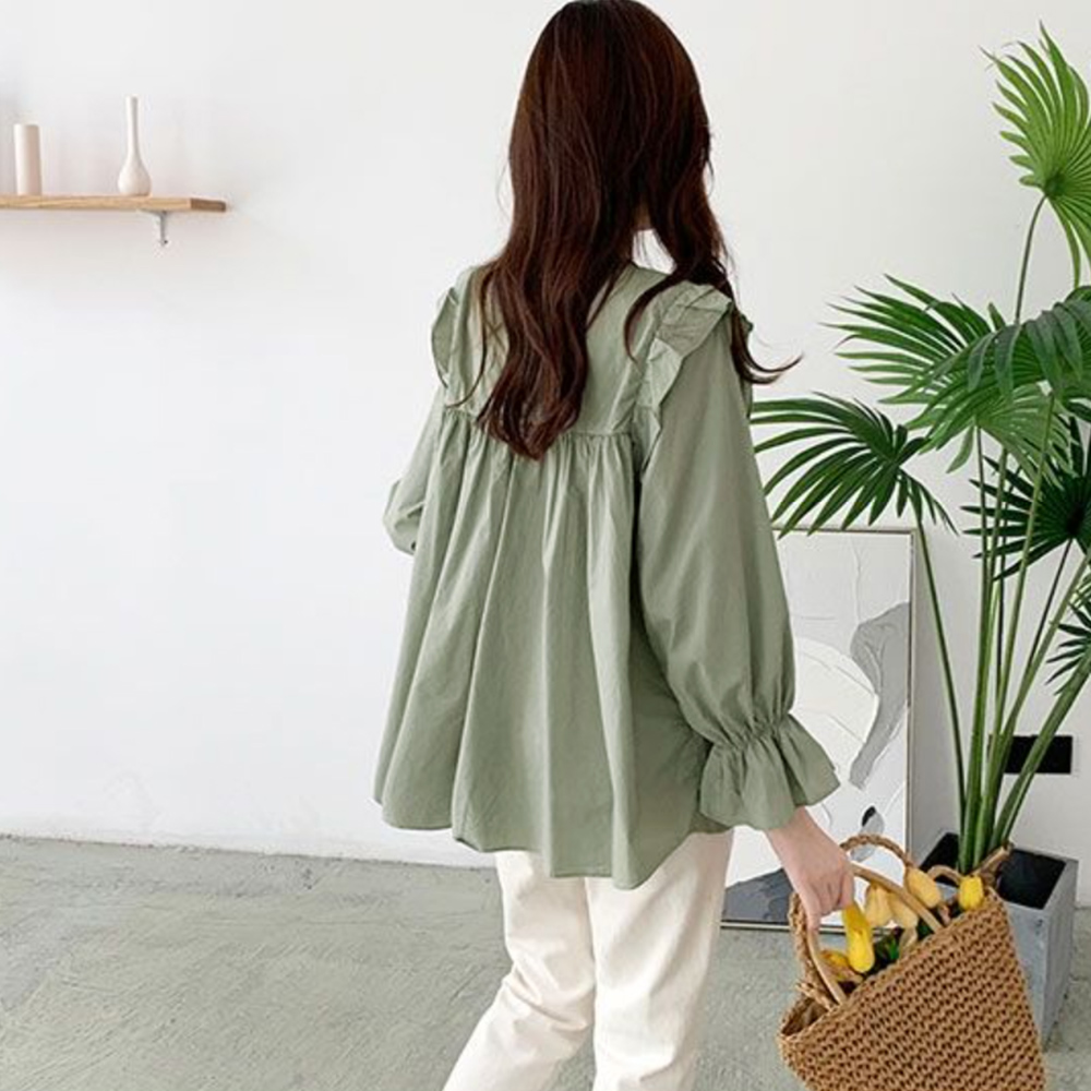 大人かわいい服 ふんわりフリル袖 タックブラウス