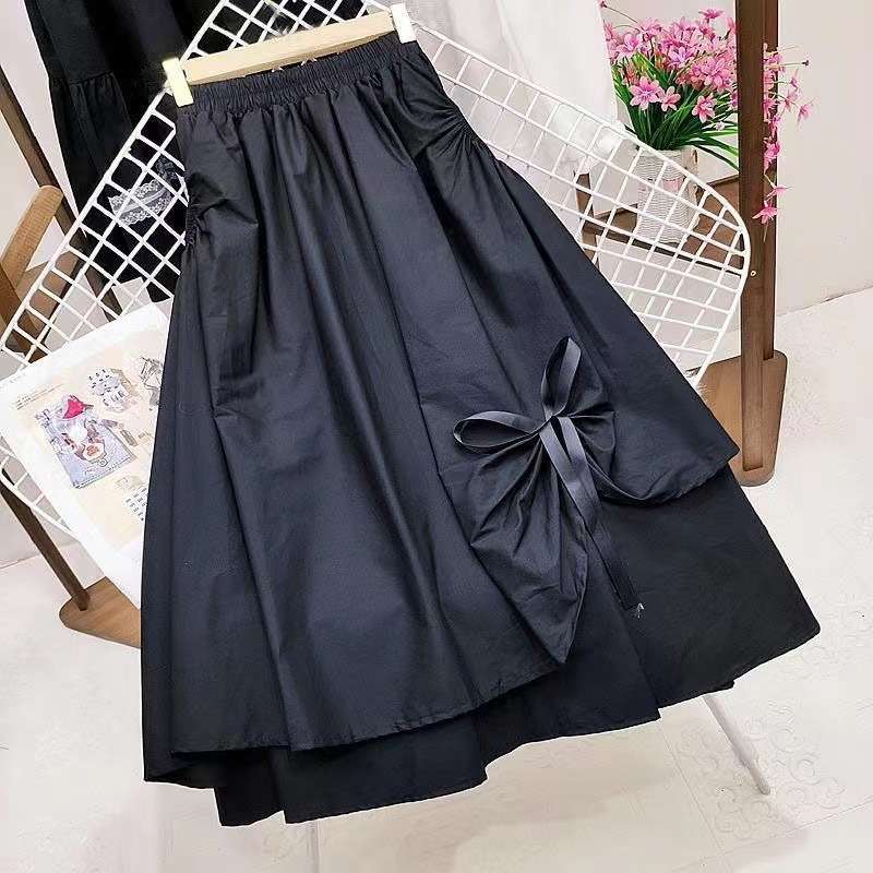 大人かわいい服 リボン付きフレアロングスカート