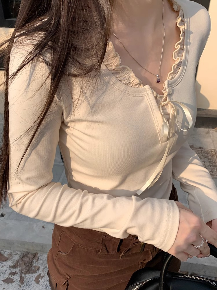 大人かわいい服 フリル襟リボン結び長袖カットソー