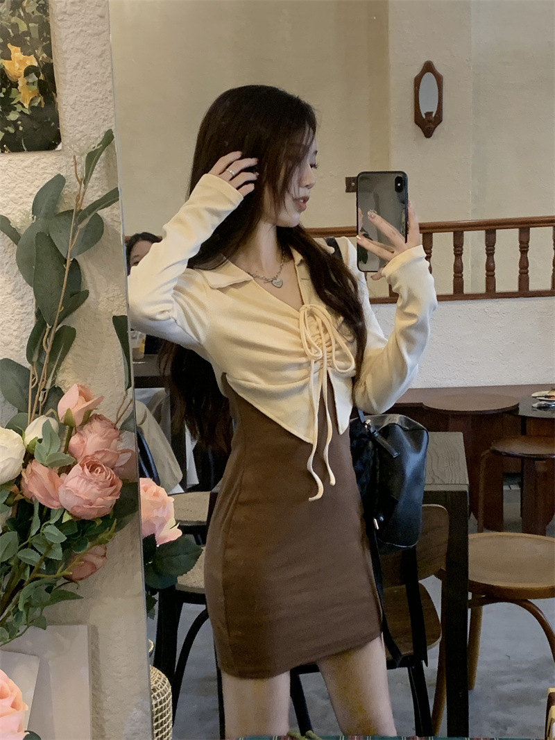 大人かわいい服 襟付きフロントリボン編み上げ長袖トップス