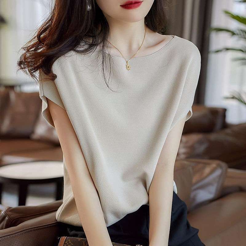 https://fulmo-img-server.com/girlishia/32e95a3c90864540a09449bd1ece4cd4.jepg