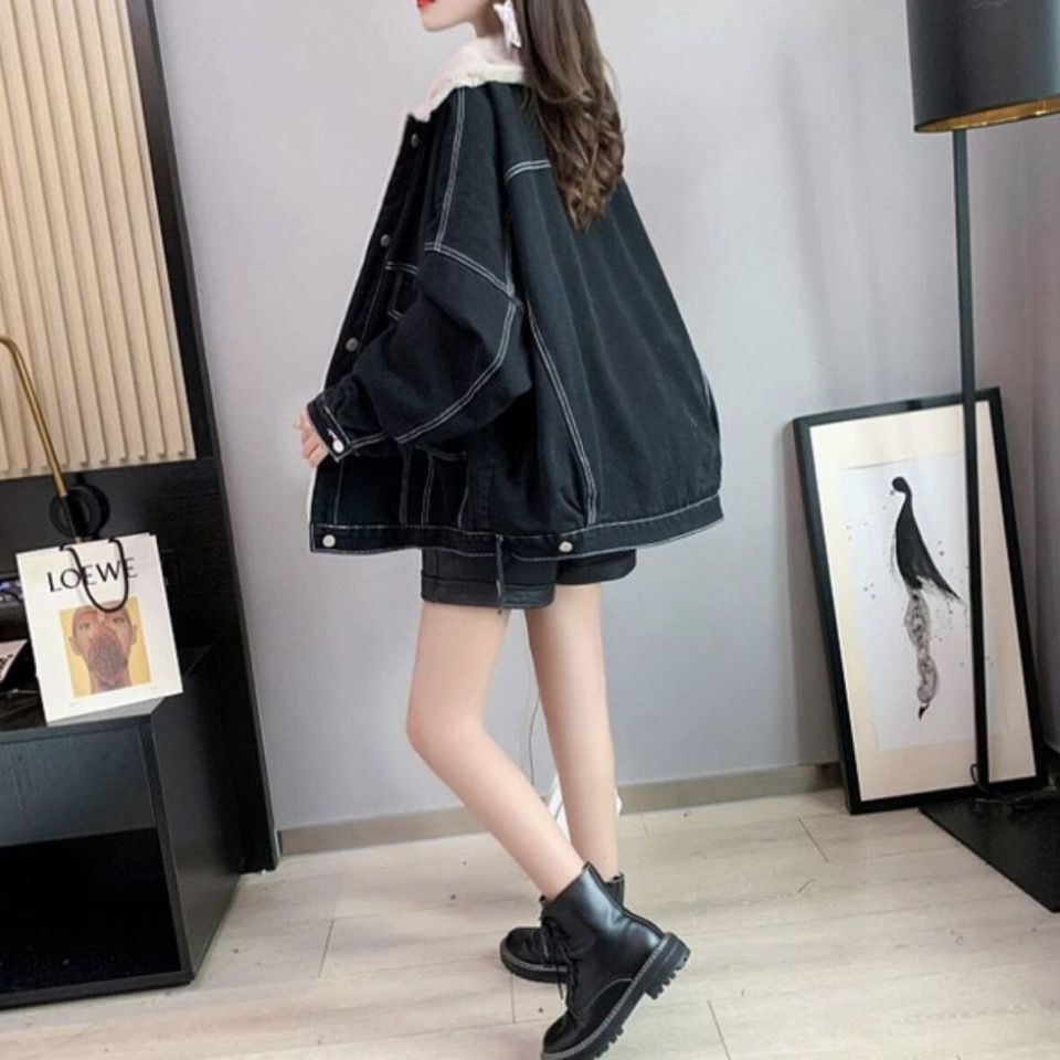 大人かわいい服 配色ステッチボア襟付きデニムジャケット