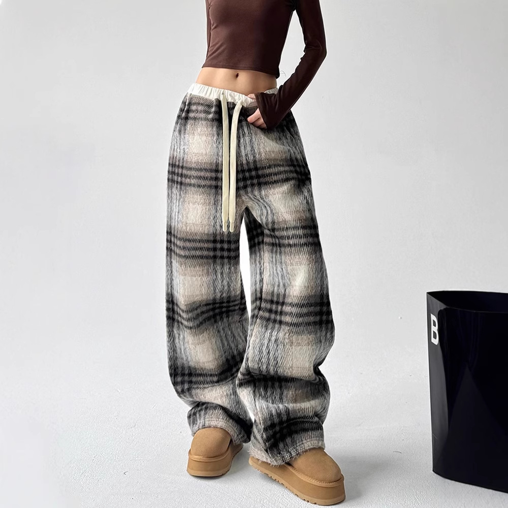 大人かわいい服 あったかチェック柄イージーパンツ