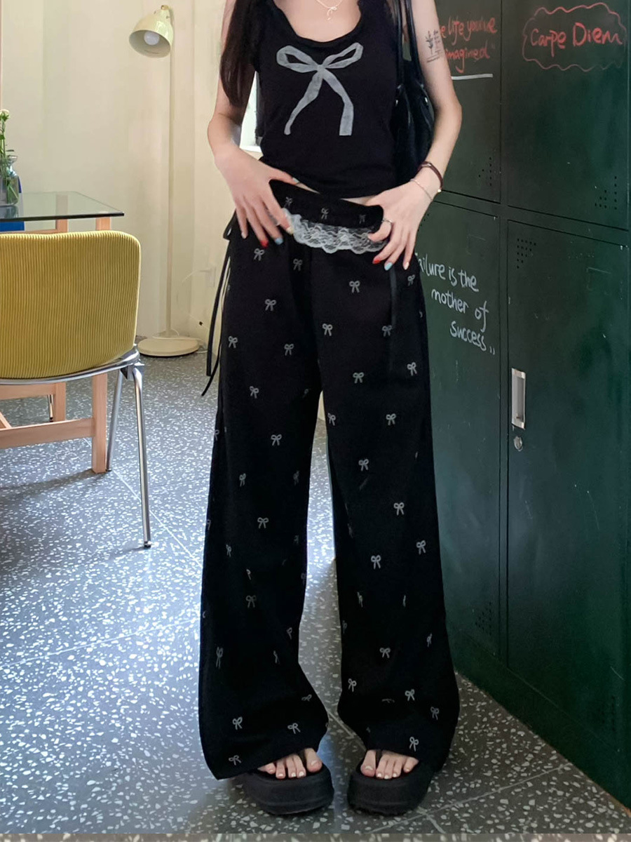 大人かわいい服 リボン刺繍レースフリル付きワイドパンツ