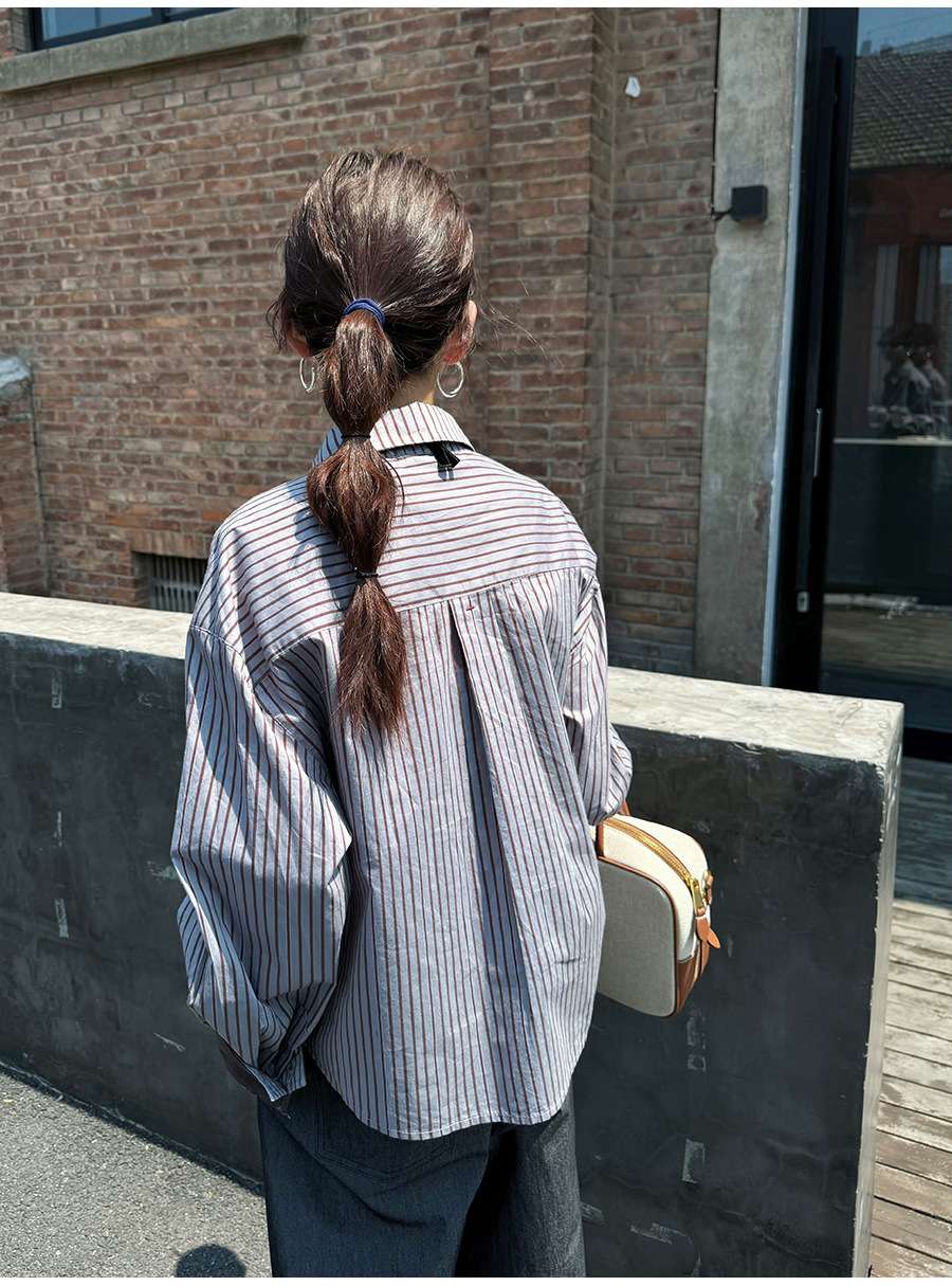 大人かわいい服 ストライプ柄オーバーサイズシャツ